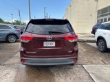 Used 2017 Toyota Highlander XLE image 6