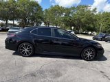 Used 2023 Toyota Camry SE image 2