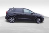 Certified 2022 Kia Niro LXS image 4