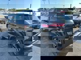 Used 2023 Nissan Rogue SV image 5