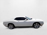 Used 2013 Dodge Challenger SXT image 3