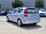 Used 2011 Hyundai Elantra SE image 2