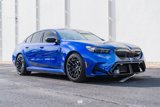 Used 2025 BMW M5 w/ Executive Package image 3
