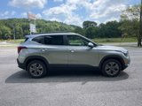 Used 2024 Kia Seltos S image 3