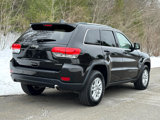 Used 2018 Jeep Grand Cherokee Laredo image 3