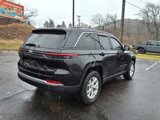 Certified 2023 Jeep Grand Cherokee Limited image 4