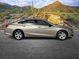Used 2024 Chevrolet Malibu LT image 3