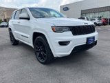 Used 2020 Jeep Grand Cherokee Altitude image 3