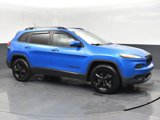 Used 2018 Jeep Cherokee Latitude w/ Altitude Package image 3