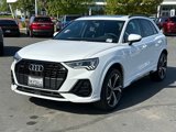 Used 2024 Audi Q3 2.0T Premium Plus w/ Premium Plus Package image 2