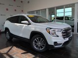 Used 2024 GMC Terrain SLT image 2
