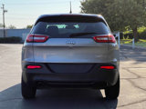 Used 2015 Jeep Cherokee Sport image 6