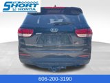 Used 2017 Kia Sorento LX w/ LX Convenience Package image 5
