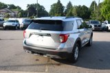 Used 2022 Ford Explorer XLT w/ Equipment Group 202A image 6