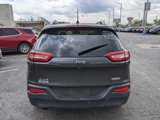 Used 2017 Jeep Cherokee Latitude w/ Cold Weather Group image 4
