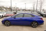 Certified 2024 Hyundai Elantra SEL w/ Convenience Package image 2