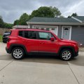 Used 2018 Jeep Renegade Latitude image 3