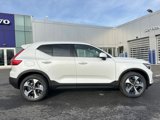 New 2025 Volvo XC40 B5 Core w/ Climate Package image 5