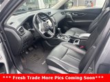 Used 2017 Nissan Rogue SL image 3