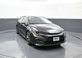 Used 2022 Toyota Corolla SE image 3