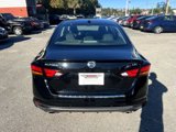 Used 2021 Nissan Altima 2.5 SR w/ SR Premium Package image 6