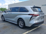 Used 2021 Toyota Sienna LE image 4