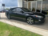 Used 2022 Nissan Altima 2.5 SR image 2