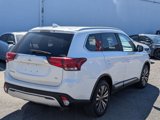 Used 2020 Mitsubishi Outlander SEL image 3