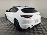 Used 2022 Alfa Romeo Stelvio Veloce image 5