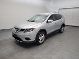 Used 2016 Nissan Rogue SV image 2