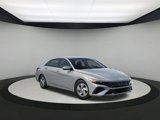 New 2025 Hyundai Elantra SE image 2