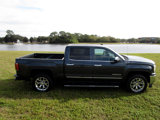 Used 2017 GMC Sierra 1500 SLT w/ SLT Premium Package image 2