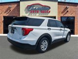 Used 2020 Ford Explorer XLT image 3