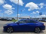 Used 2023 Hyundai Elantra SEL w/ Convenience Package image 2