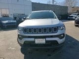 New 2025 Jeep Compass Latitude image 2