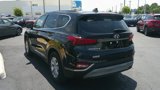 Used 2019 Hyundai Santa Fe SE image 3