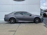 Used 2023 Toyota Camry SE image 3