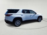 Used 2023 Chevrolet Traverse LS image 3