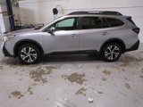Used 2021 Subaru Outback Limited image 4