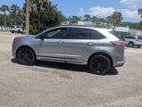 Used 2022 Ford Edge SE w/ Black Appearance Package image 6