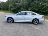 Used 2021 Volkswagen Passat 2.0T SE image 4