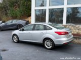 Used 2016 Ford Focus SE w/ SE Cold Weather Package image 2