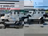 Used 2019 Jeep Wrangler Unlimited Sahara w/ Altitude w/ Advanced Safety Group image 4