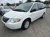 Used 2005 Chrysler Town & Country Touring image 3