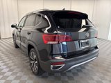 Used 2022 Volkswagen Taos SE image 3