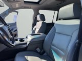 Used 2020 Chevrolet Suburban LT image 2