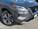 Used 2023 Nissan Rogue SV image 3
