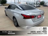 Used 2024 Nissan Altima 2.5 SV image 3