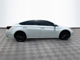 Used 2016 Toyota Avalon Touring image 5