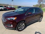 Used 2023 Ford Edge SEL w/ Convenience Package image 3